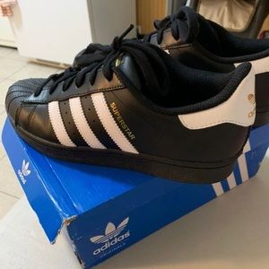Adidas Superstar